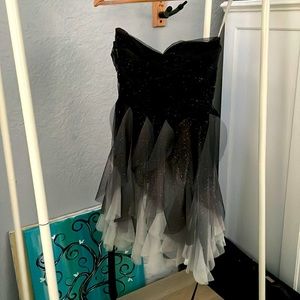 strapless evening party dress w/ tie * WORN ONCE *